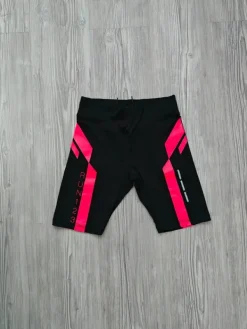 Online Gina Tricot Treenishortsit