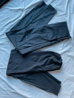 Sale Treenitrikoot raskausaikaan 2 kpl