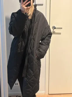 Discount ABOUT YOU Trendyol tikkitakki XS