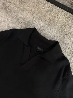 Outlet Truth & Fable Truth neule