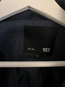 New Lager 157 Tummansininen takki