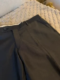 Online turo puvunhousut