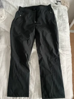 Discount raiski Tuulihousut