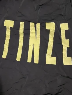 Hot Twerk with Tinze shortsit