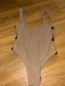 New NLY Beach uikkari