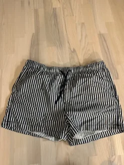 Clearance H&M Uima shortsit