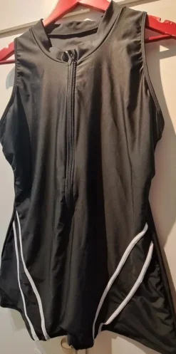 Hot Uimapuku halli käyttöön