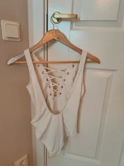 Online H&M Uimapuku (käyttämätön)