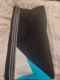 Discount adidas Uimashortsit