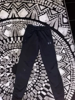 New Under Armour housut