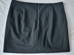 Outlet Uniqlo skort