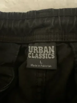 Online Urban classics reisitaskuhousut