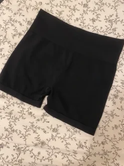 Clearance urheilu shortsit