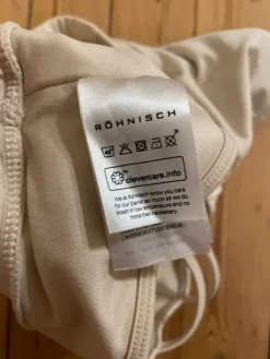 Sale Urheilurintaliivit