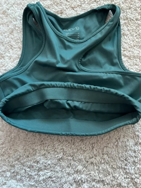 Outlet H&M Urheilutoppi