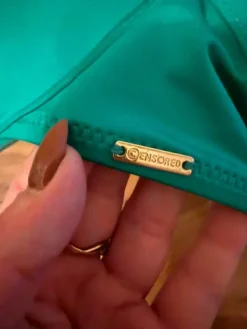 Outlet ENSORED Uudet bikinin yläosat