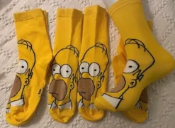 Discount The Simpsons UUDET Kuvalliset sukat-Simpsonit 40-45- 3 paria