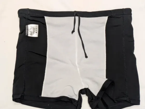 Best Opal Uudet miesten lahkeelliset uimahousut. Koko XXL. Väri musta.