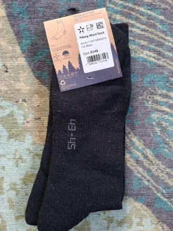 Outlet Stormberg Uudet villasukat