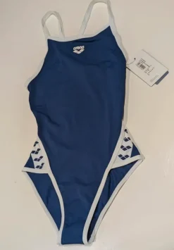 Online Arena Uusi uimapuku