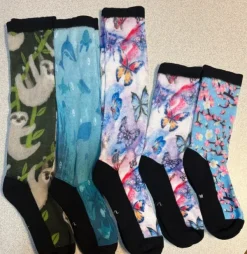 Online Uusia, käyttämättömiä sukat – tyylikkäät kuvatukset