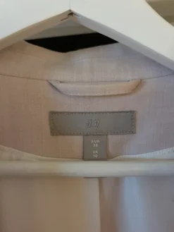 Vaaleanpunainen bleiseri