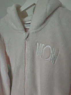 Esmara Vaaleanpunainen oloasu