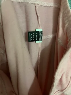 Hot Shein Vaaleanpunaiset olohousut