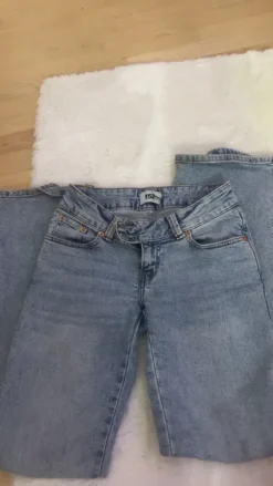 Hot Lager 157 vaaleansiniset low waist farkut