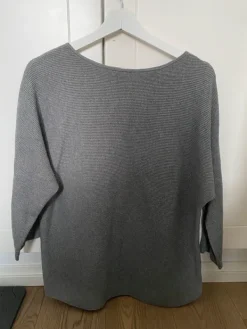 New monta merkkiä Vaatepaketti