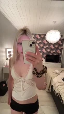 Outlet New Yorker valkoinen paita