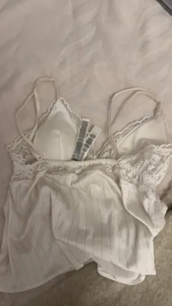 Outlet New Yorker valkoinen paita