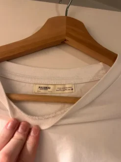 Hot valkoinen pitkähihainen