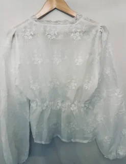 Sale Valkoinen pitsipaita