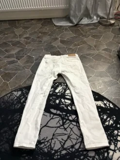 SMOG valkoset farkut