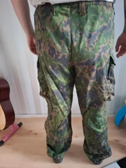 Discount Varusteleka särmä tst M05 RES maastohousut