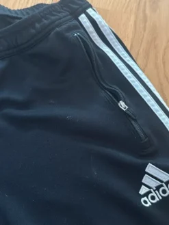 Clearance adidas Verkkarit