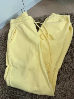 Vero Moda collegehousut