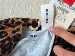 Hot Pull & Bear Vientisas maudymosi kostiumėlis