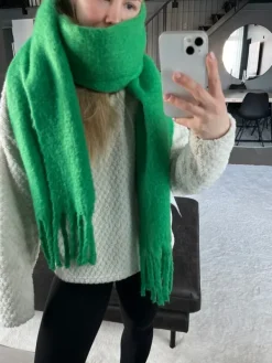 Discount Vihreä kaulahuivi