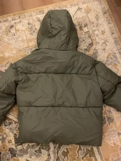 Clearance New Yorker Vihreä toppatakki