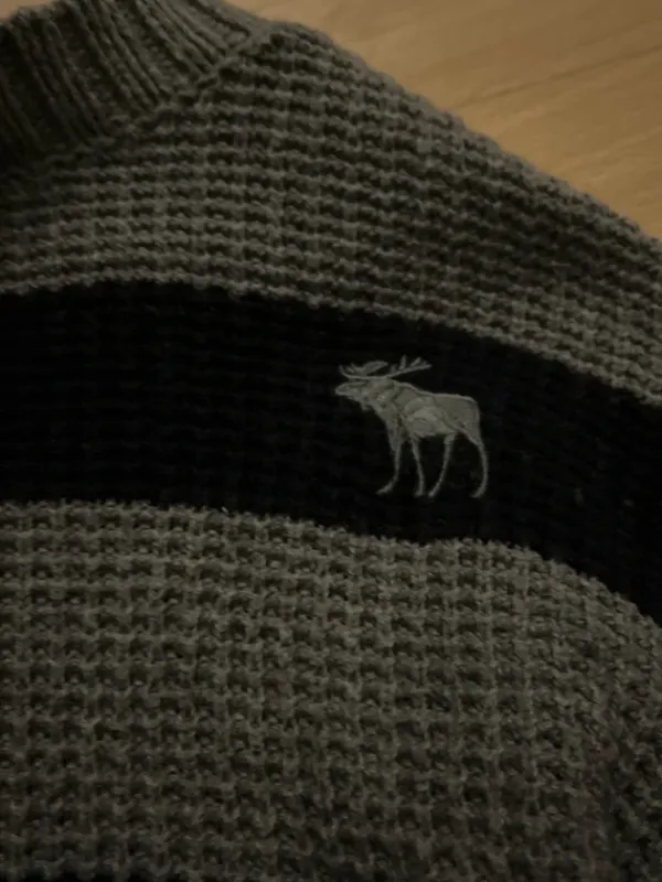 New Abercrombie & Fitch Villapaita