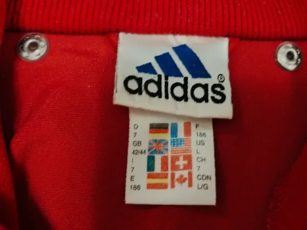 Outlet Vintage Adidas verkkatakki