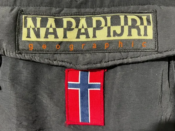 Vintage Napapijri Geographic Expedition Winter Jacket Black Hooded Anorak Y2K Size M
