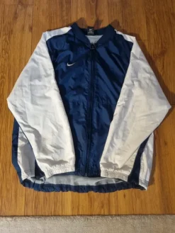 Clearance Nike Vintage windbreaker size m blue and white