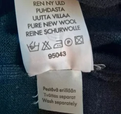 Outlet Arola Vintage tummansininen ohut villapusero, koko S-M