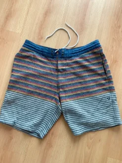 Sale Vissla surf shorts