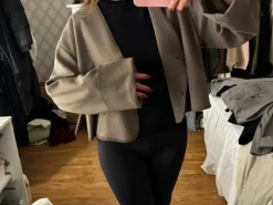 New Gina Tricot Vår jacka