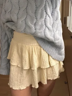 Discount Gina Tricot White mini skirt