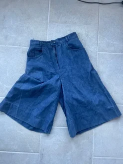 Sale Unique Wide legged high waisted capri pants